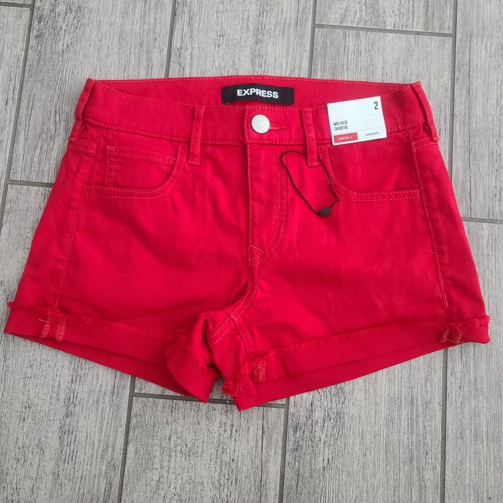 Express Supersoft Stretch Mid Rise Shortie Shorts Red Size 2 Women's NEW
